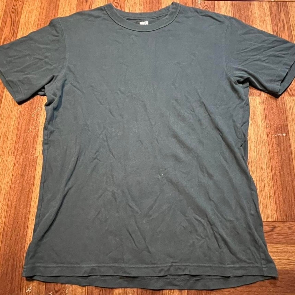 Uniqlo U Airism Green Crew Shirt Medium
